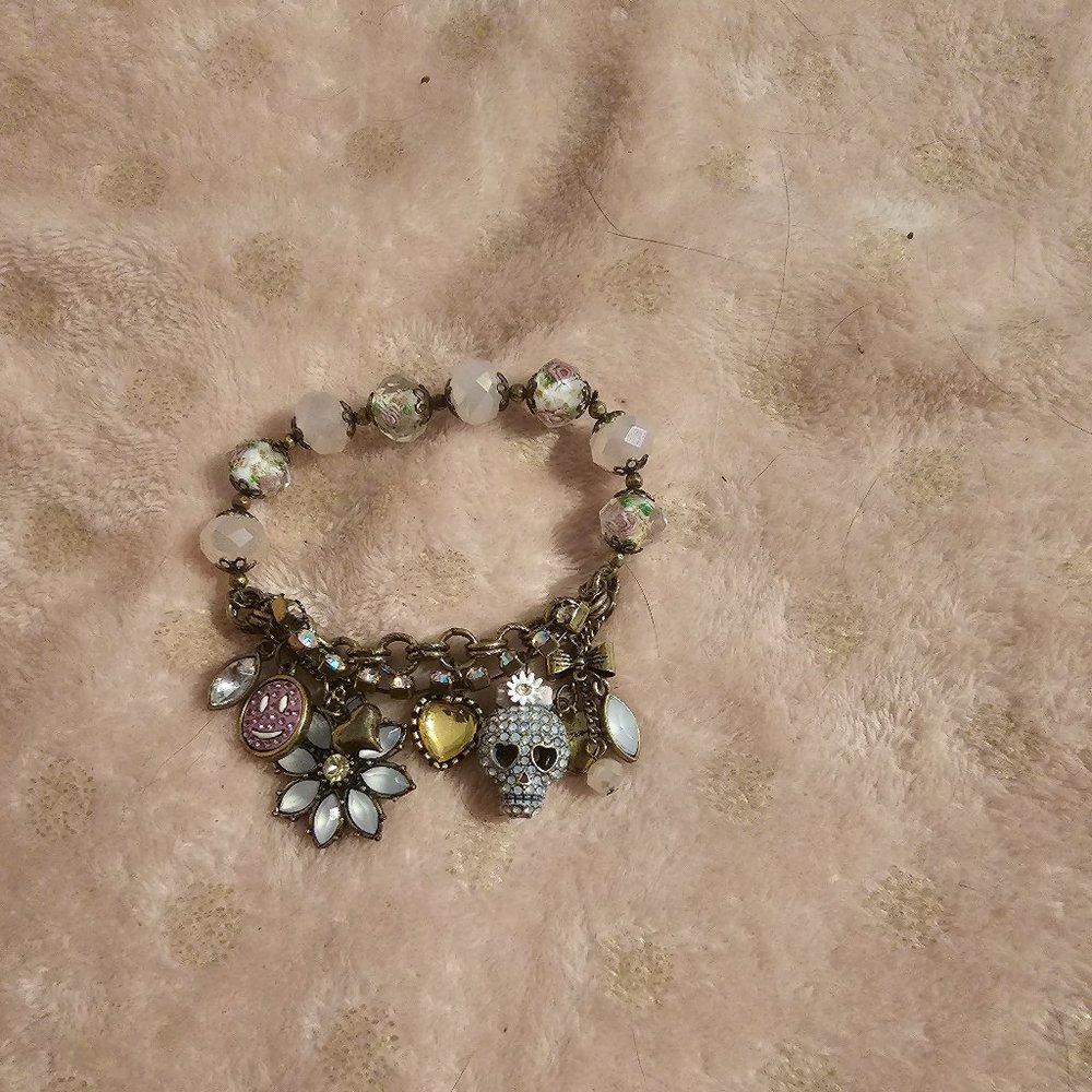 skull bracelet